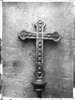 Detail on the reverse of a silver processional crucifix at… | Flickr