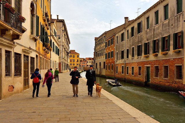 Venice : Promenade Fondamenta Della Misericordia