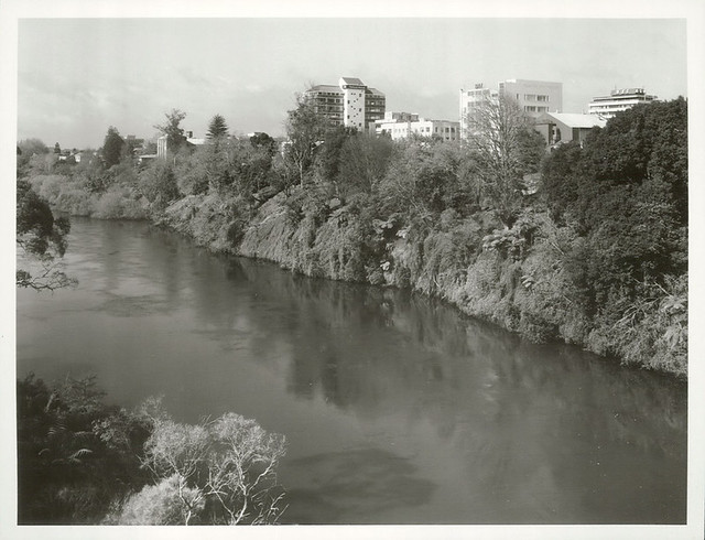 Hamilton City on the banks of the Waikato River