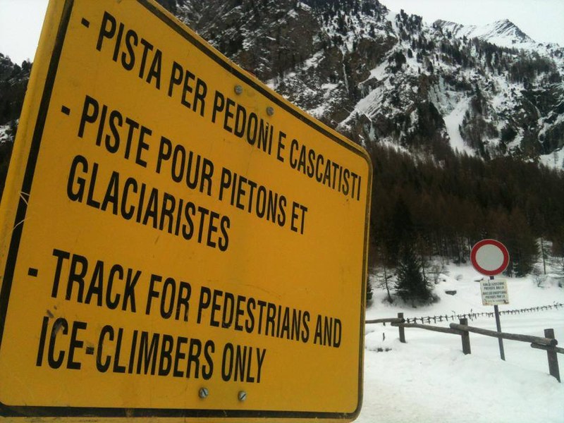 Cogne is totally tooled up for ice climbers: It's the only venue I know where cascatisti have special status