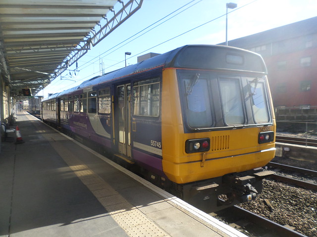 142095 Northern Rail Class 142 at Newcastle Central Station