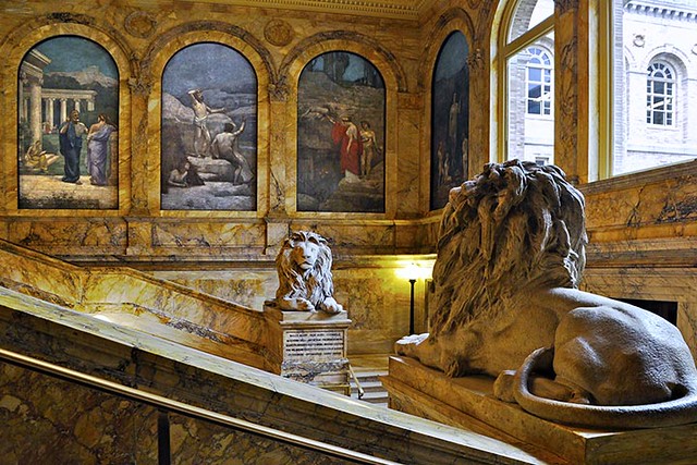 Lions and Murals