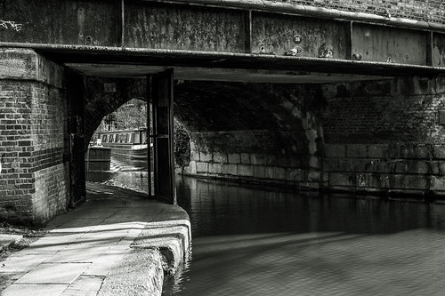Tow path | by @richtrom