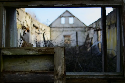 Roofless | by Lightfiddler