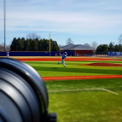 #Sycamore #baseball starts @2 double  header on a beautiful  day come on out!