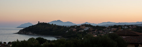 horizon houses berge sardinien silhouette sunset mittelmeer mediterranean sonnenuntergang mountains häuser meer sardegna horizont arbatax sardinia hã¤user