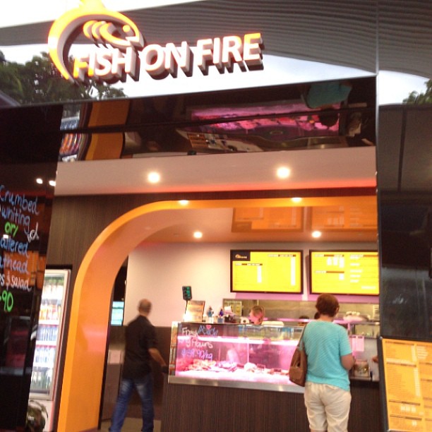 Fish on Fire - fresh fish and seafood in #clevelandqld