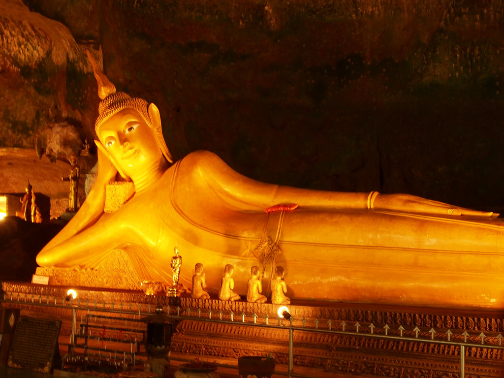 攀牙湾猴子洞寺 Monkey Cave Temple Phang Nga