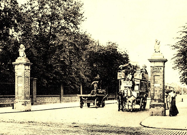 Stoke Newington Lordship Park horse bus circa 1905