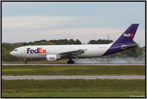 FedEx "Sara Reye" | 1999 Airbus A300F4-605R | cn 804 | N686FE | by DeanIn757