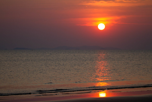 Mae Pim Beach Sunset by jfantenb, Laem Mae Pim Holidaysunset thailand rayong maepim changwatrayong hatmaepim tambonkram