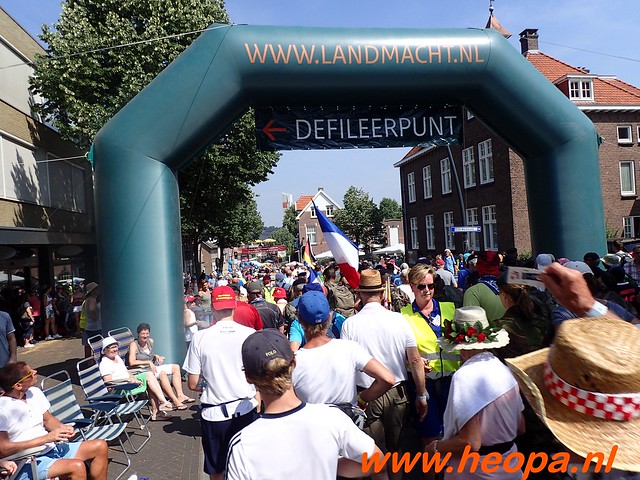 2016-07-21   3e  dag Nijmegen   40 Km  (91)