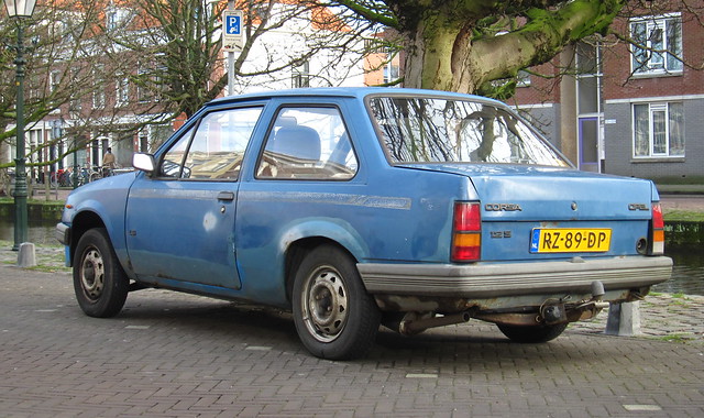 Chevrolet Corsa Classic 1.6 Sedan 2000, RL GNZLZ