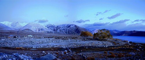landscapes ladakh indiantourism pangongtsolake highaltitudelakes himalayanlakes tourismofindia imagesofladakh easternladakh