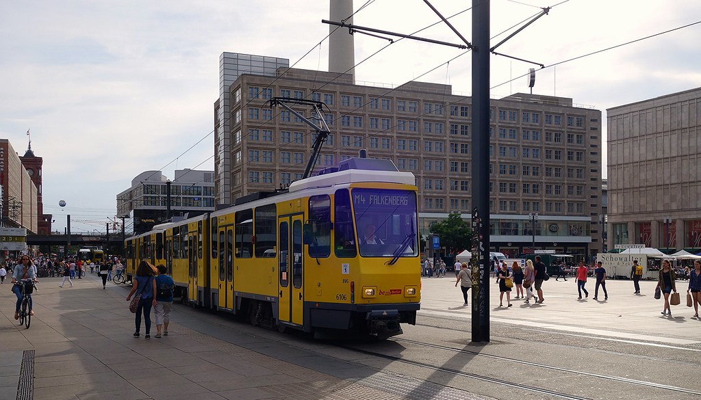 Berlin Alexanderplatz 2016 - Tatra KT4Dm