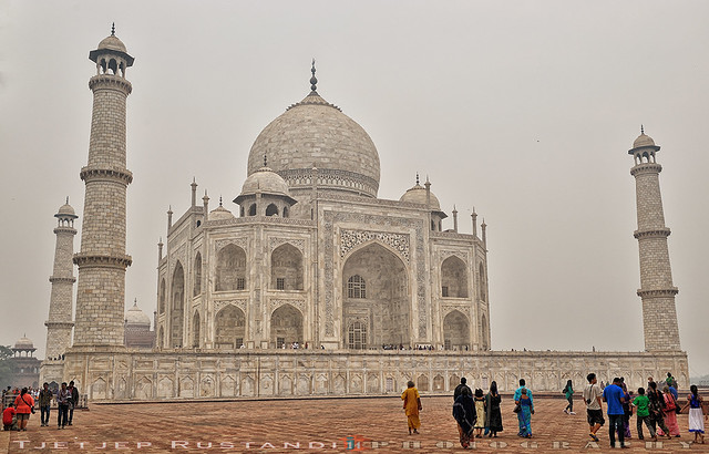 Taj Mahal from west wing