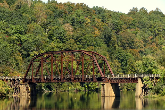 Cheatham County Bicentennial Trail Bridge (Road View)