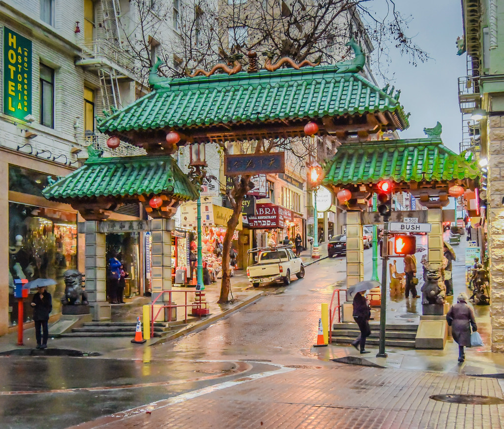 Dragon Gate in Chinatown - San Francisco CA | Dragon Gate in… | Flickr