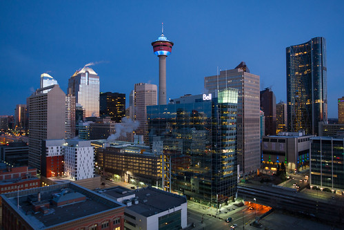 calgary tower sunrise dawn downtown clear alberta bluehour roomwithaview thebow
