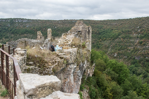 medieval castle château midipyrénées tarn southwestfrance walls