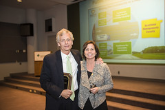 Dr. Orlowski presents Jim Gross with SOPHE Award at DO Lecture