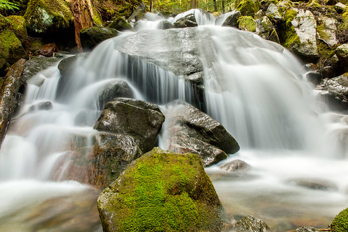 waterfall moss boulders masoncreek oldmasonlaketrail
