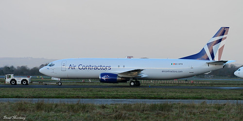Air Contractors 737-400F EI-STH | by birrlad