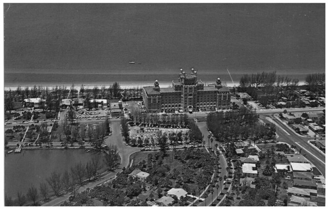 st petersburg - aerial view front bordered BW