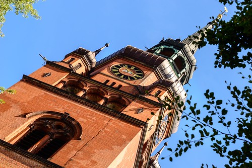 stlaurentiuskirche church tower belltower itzehoe
