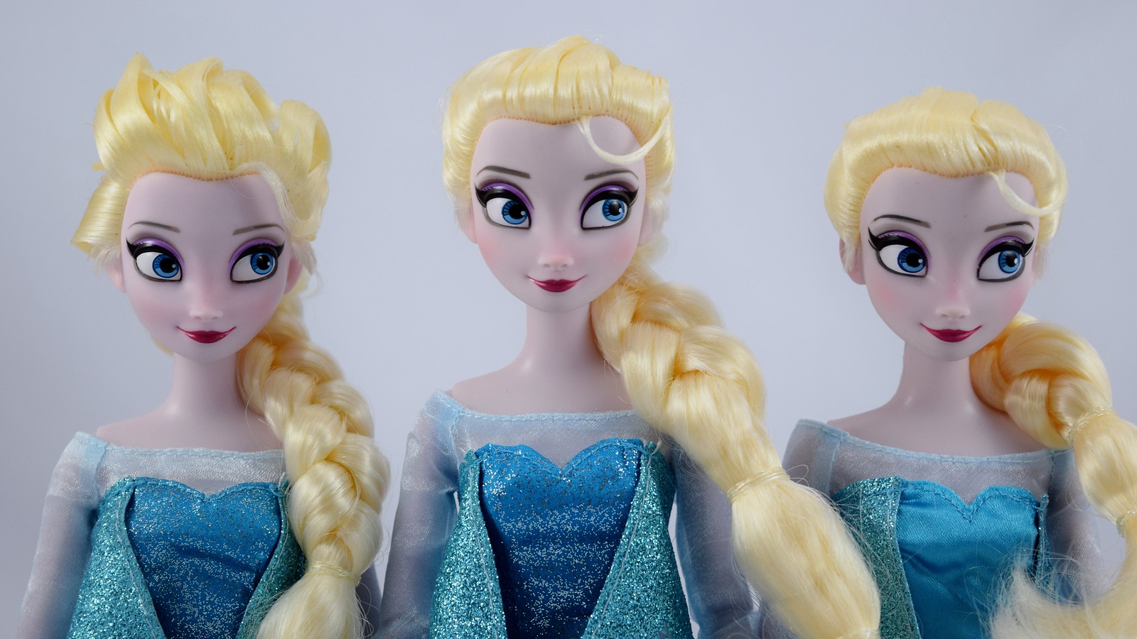 Elsa vs barbie, Barbie Dolls