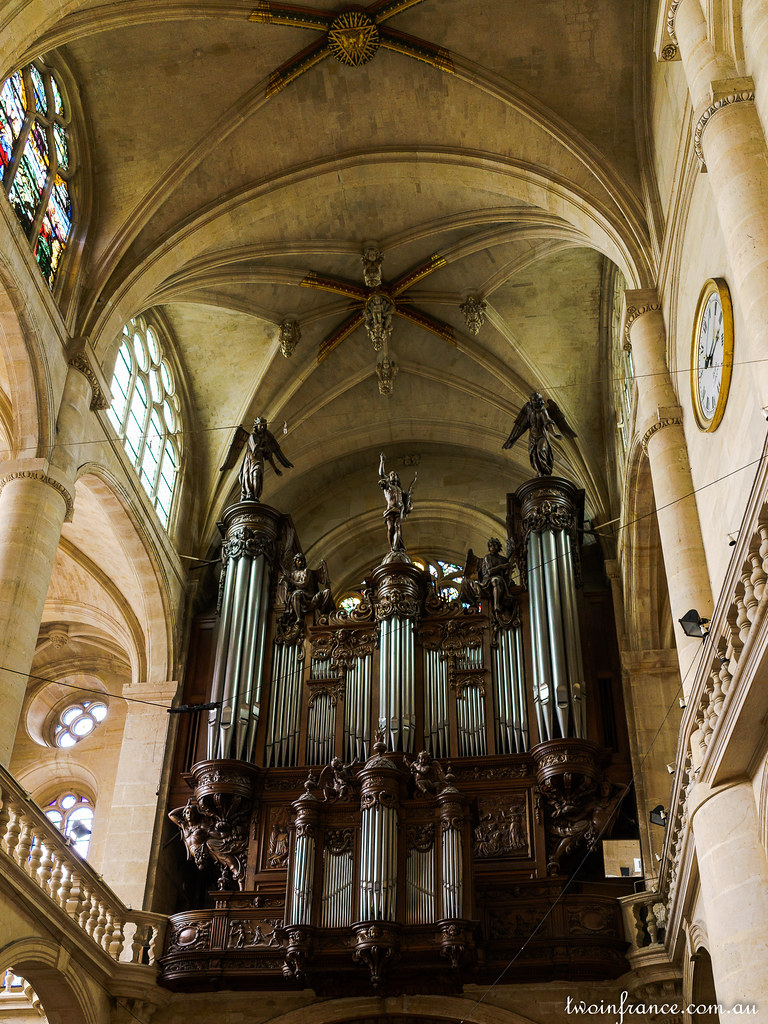 The organ, Saint-Étienne du Mont