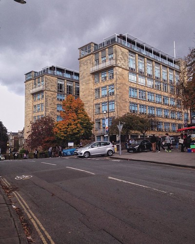 University of Bristol's Senate House, Tyndall Avenue.  #uob#bristol #autumn2016 #phdlife | by Aiai La