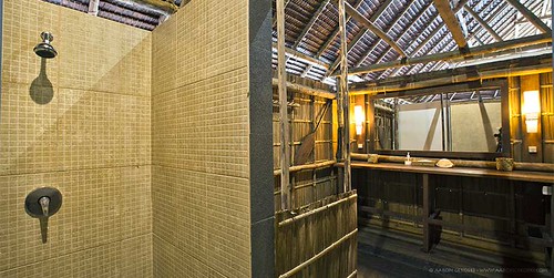 Deluxe Papuan Cottage