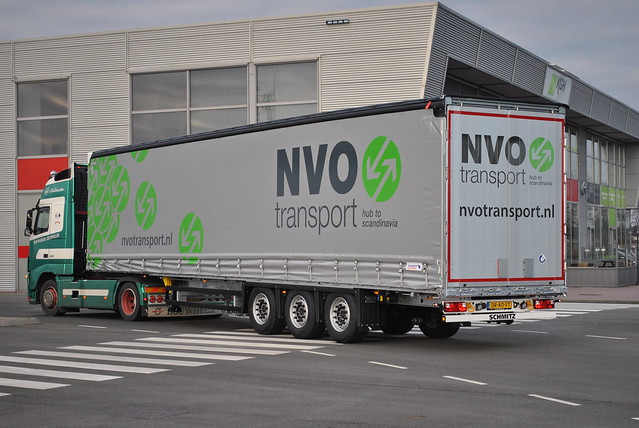 Volvo FH3 Bouwheer Zeewolde Schmitz Cargobull NVO