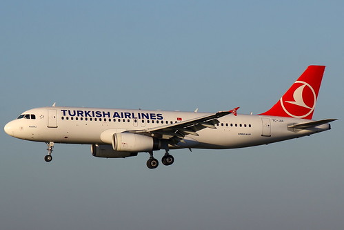 sunrise airport aircraft hamburg ham airbus airlines turkish eddh a320 fuhlsbüttel spotte a320232 hameddh tcjui