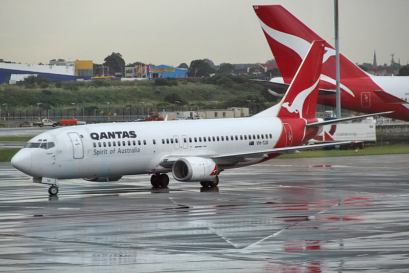 Qantas737-476-VH-TJX