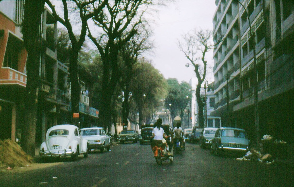 Saigon 1967– 68 by Bob Diamond - Đường Pasteur