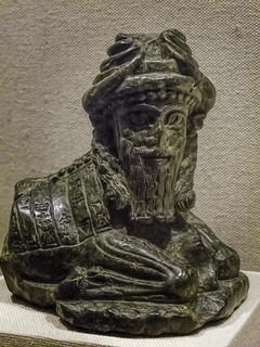 Kursarikku associated with the sun god Shamash Reign of Ur-Ningirsu of Lagash 2150-2100 BCE Serpentine