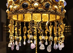 Corona votiva del rey Recesvinto  (653-672) - RECCESVINTHVS REX OFFERET /  Votive crown of King Recceswinth (653-672)