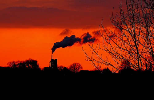 clitheroe ribble ribblesdale cement works factory castle river bowland trough waddington west bradford sunset orange sun silhouette smoke steam lancashire lancs epl5 olympus m75300mm clouds sawley ribbleway heidelberg hanson olympusm75300mmf4867ii autumn industry wednesdaywalk