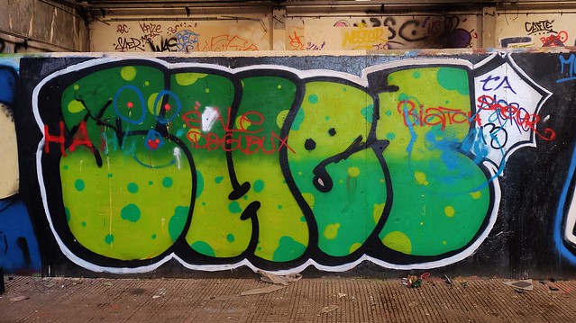 Urbex et graffiti anciens abattoirs Bretagne