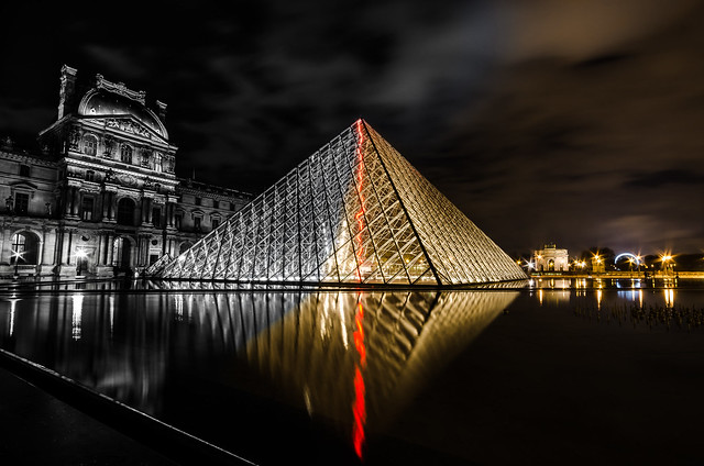 Golden Louvre : De l'ombre à la lumière