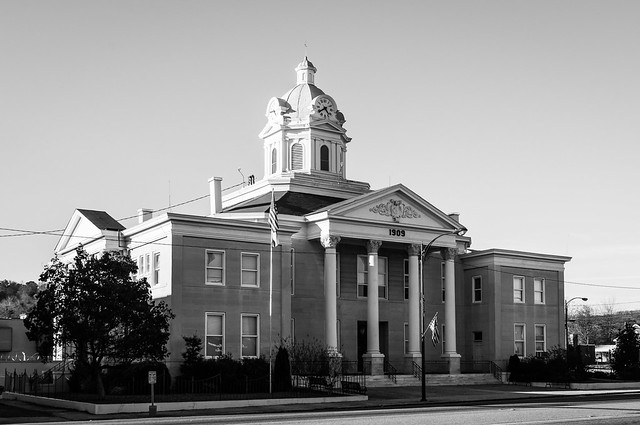 Chattooga County Courthouse