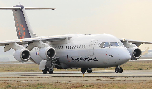 BAE 146 AVRO RJ 100 BRUSSEL AIRLINES OO-DWK TOULOUSE-BRUXELLES LE  12 02 2015