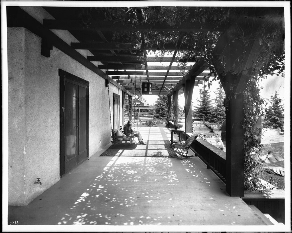 Historical pergola structure at a bungalow, demonstrating classic design elements.