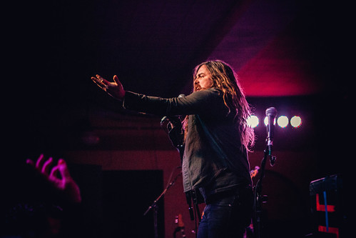 J Roddy Walston & The Business