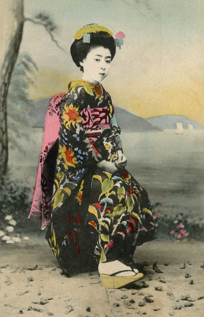 Safflower Kimono 1910s