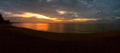 sea sky orange beach clouds sunrise dawn amanecer malaysia johor southchinasea desaru malasia bonsailara1
