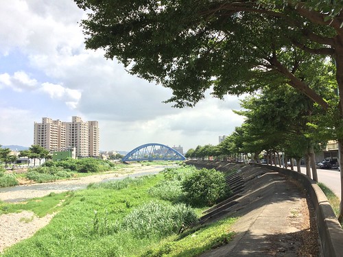 beautiful sky 5s iphone5s iphone view scenery scene landscape river taichung taiwan 風景 旱溪 太平 台中 台灣