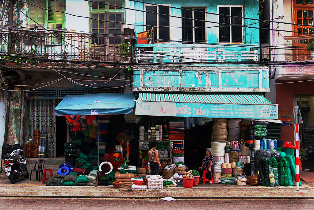 Da Nang Side Street | Off the main drag of any city is where… | Flickr